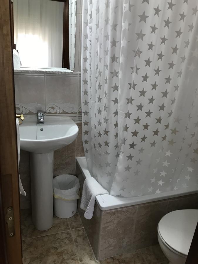 Hostal Argentina Caceres Bagian luar foto