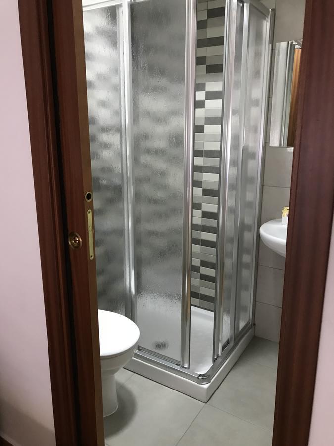 Hostal Argentina Caceres Bagian luar foto